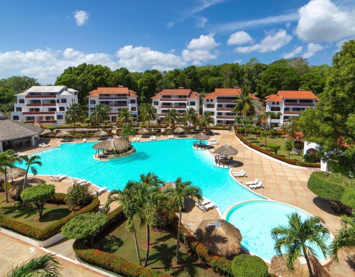 The Biggest Swimming Pool In Sosua, Frente A La Piscina Mas Grande En Sosua Apartman Kültér fotó